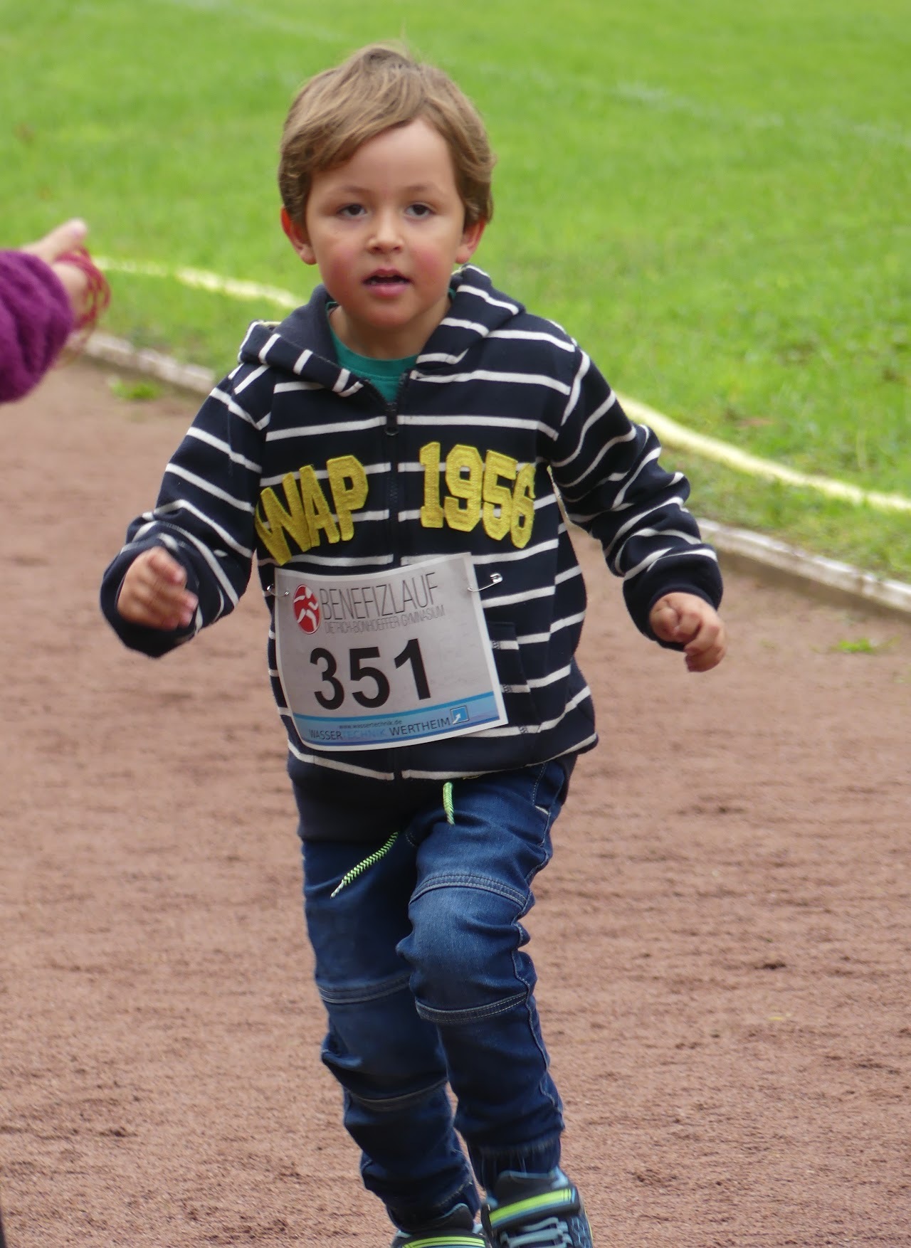 Bild vom 13. Benefizlauf im Jahr 2022. Dies ist das 609. Bild.